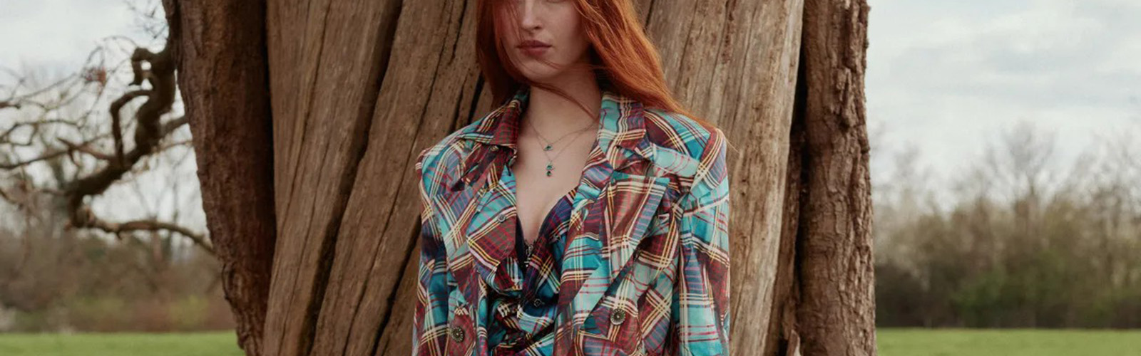 Элитные копии и реплики аксессуаров Vivienne Westwood