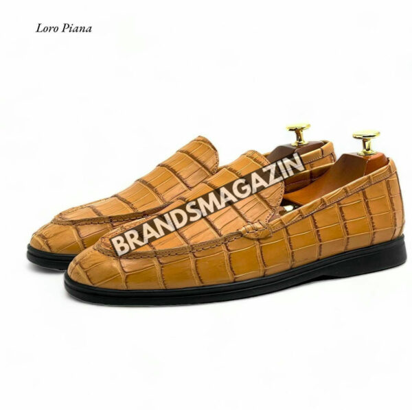 Лоферы Loro Piana из кожи крокодила BM71729277 4