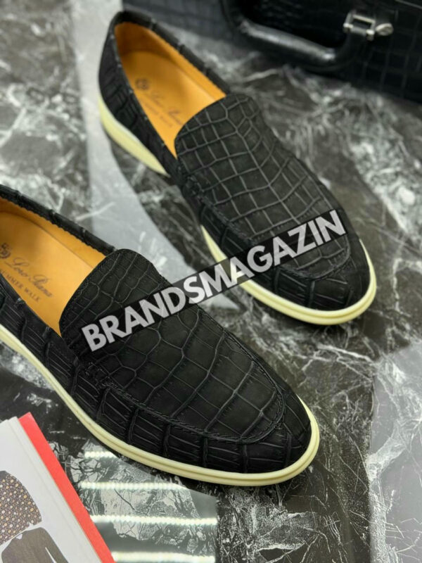 Лоферы Loro Piana из кожи крокодила BM71768877 2