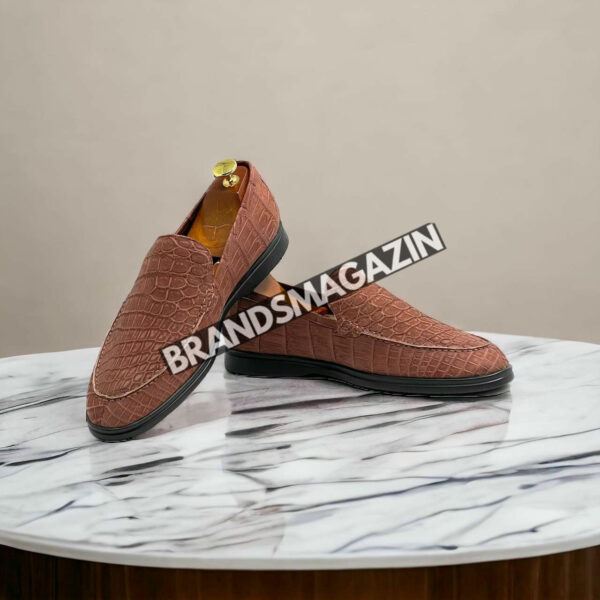 Лоферы Loro Piana из кожи крокодила BM71728977