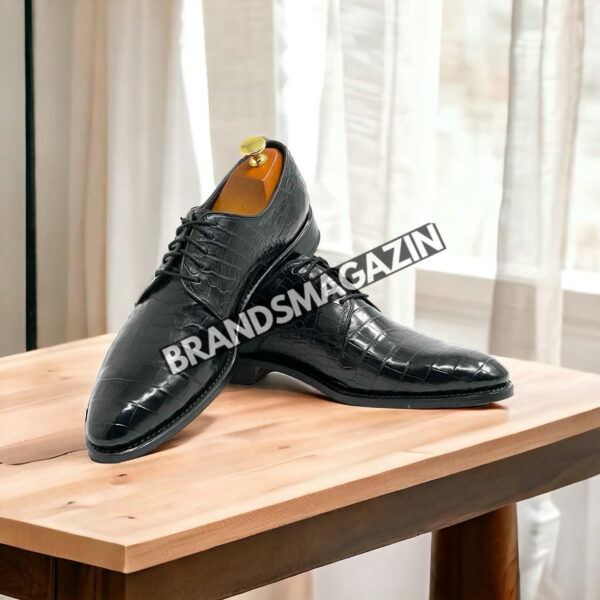 Туфли Brioni из кожи крокодила BM69701877
