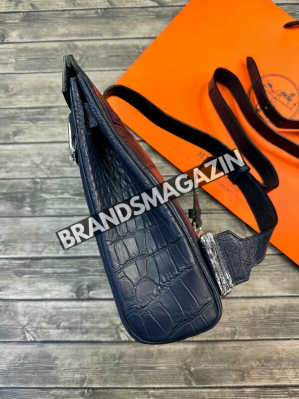 Сумка-слинг Hermes из кожи крокодила BM47428487977 2