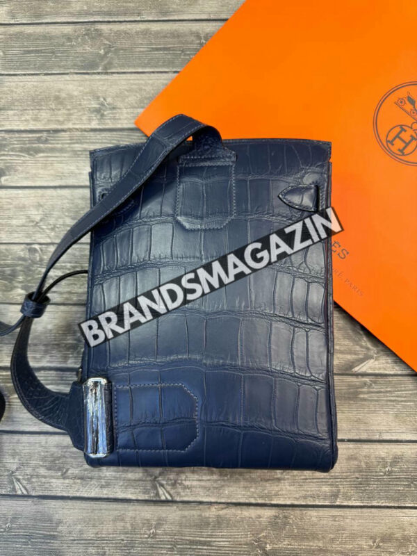 Сумка-слинг Hermes из кожи крокодила BM47428487977 4