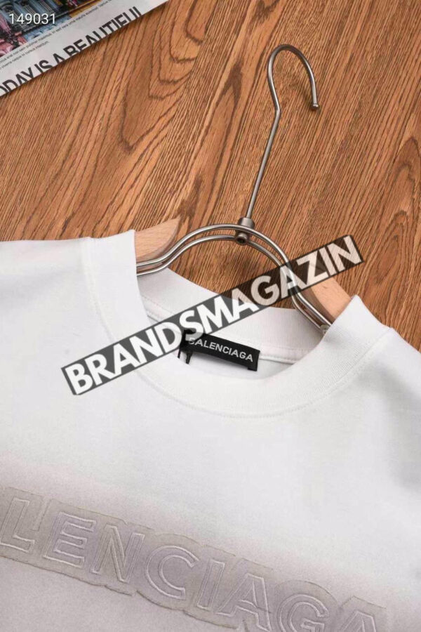 Футболка Balenciaga BM47314967877 2