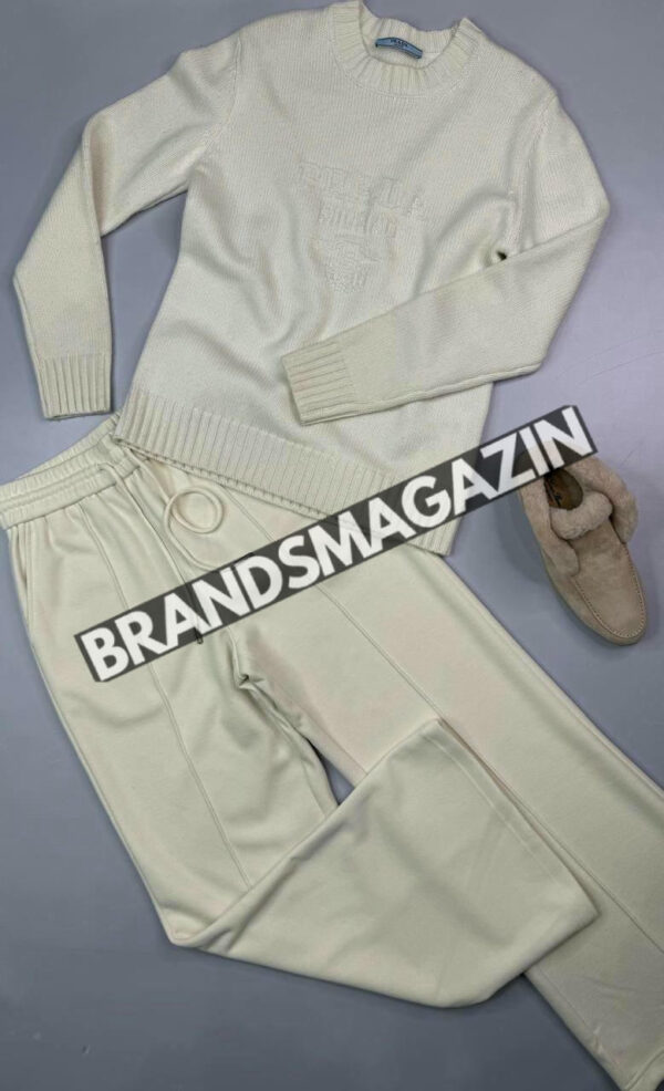Свитер Prada BM47008377777