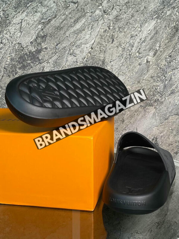 Шлепанцы Louis Vuitton BM71616477 2