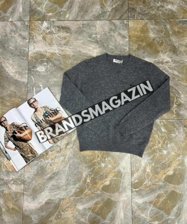 Свитер MIU MIU BM47423623477 Свитер MIU MIU BM47423623477