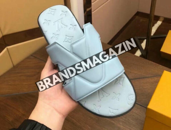 Шлепанцы Louis Vuitton BM70516177