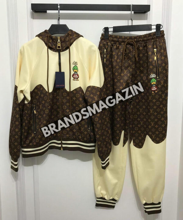 Костюм Gucci BM47425336777 Костюм Gucci BM47425336777