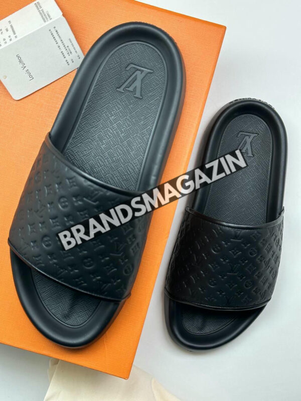 Шлепанцы Louis Vuitton BM71226077 5
