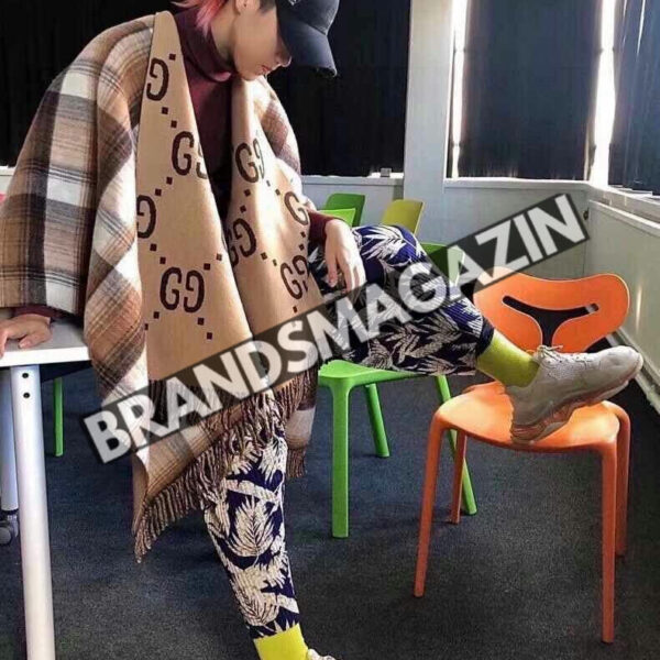 Палантин Gucci BM46235774277