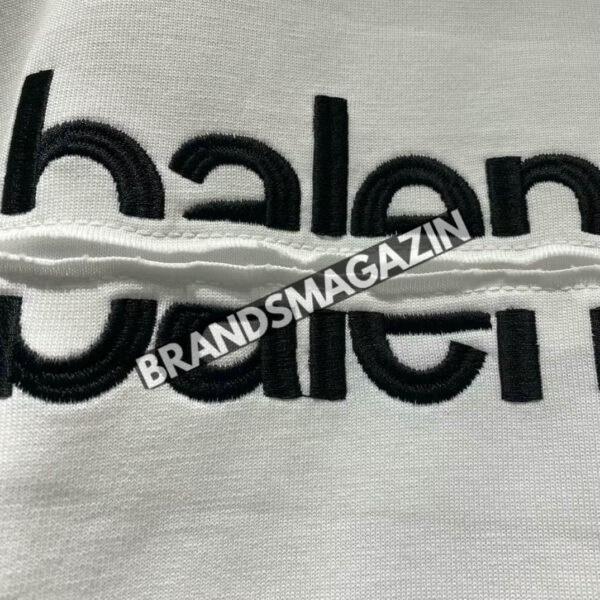 Футболка Balenciaga BM47623445377 4