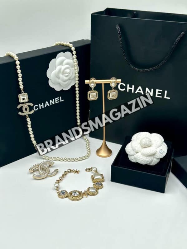 Бусы Chanel BM47652812877 2