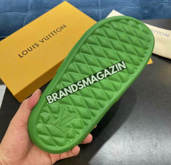 Шлепанцы Louis Vuitton BM69675777 4