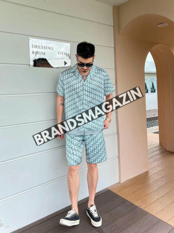 Прогулочный костюм Christian Dior BM71705477
