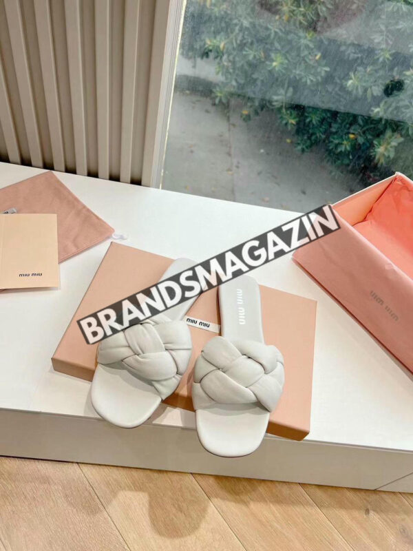 Шлепанцы MIU MIU BM70935977