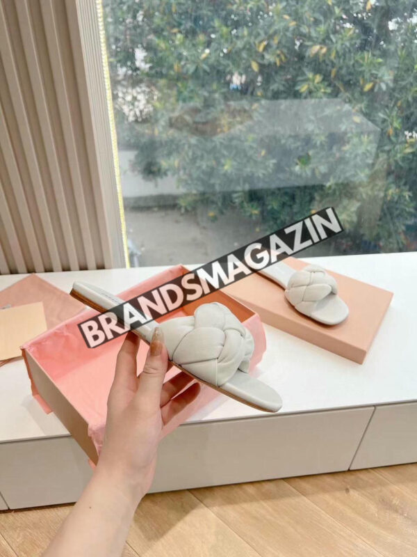 Шлепанцы MIU MIU BM70935977 4