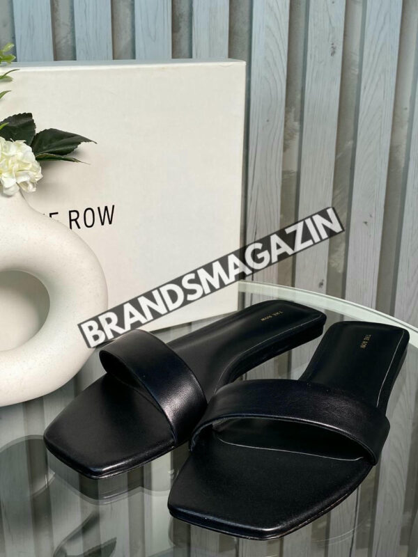 Шлепанцы The Row BM72035777