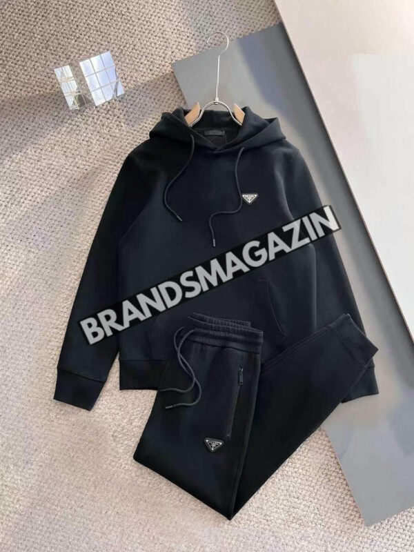 Спортивный костюм Prada BM46294156977