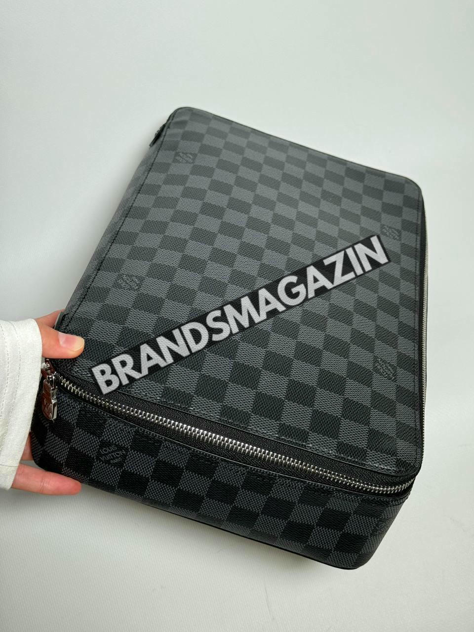 Несессер Louis Vuitton BM45855569377 4 Несессер Louis Vuitton BM45855569377 4