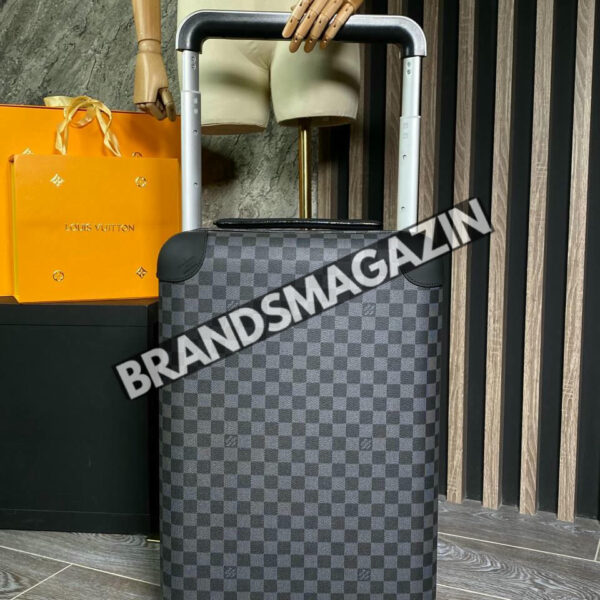 Чемодан Louis Vuitton BM47476807177