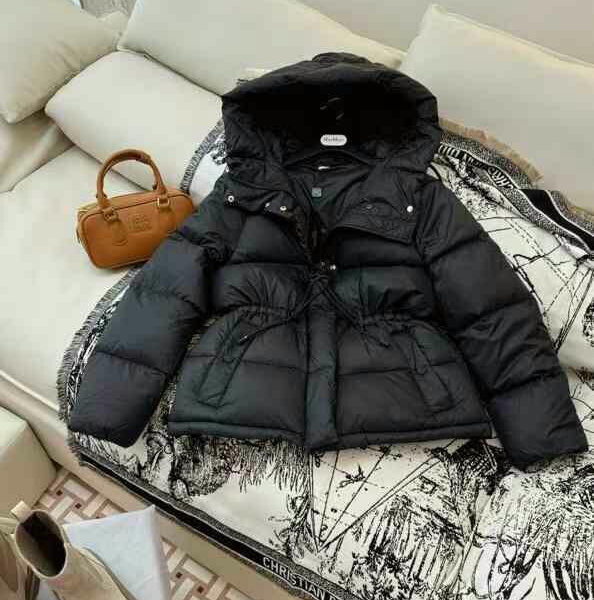 Пуховик MaxMara BM46873854977