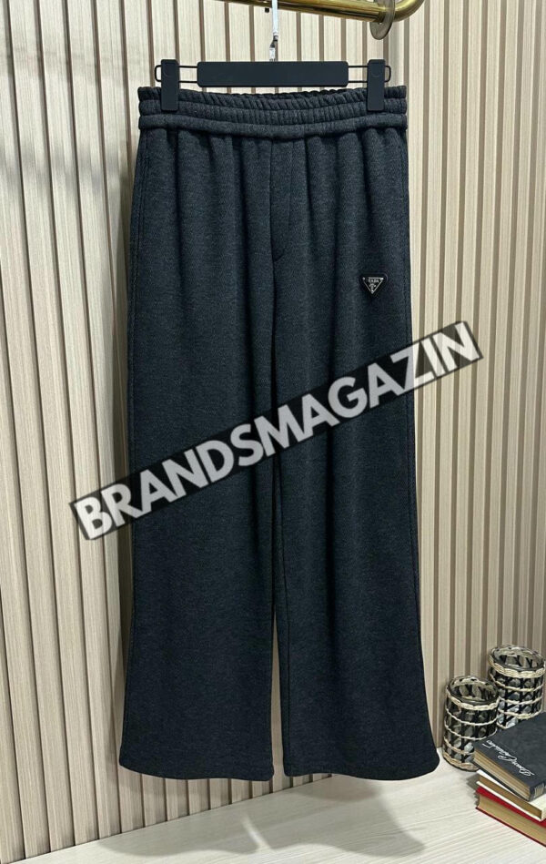 Спортивные штаны Prada BM47569015277