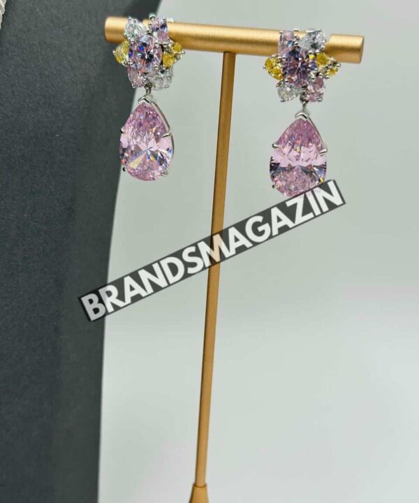 Серьги Graff BM47653408777 Серьги Graff BM47653408777