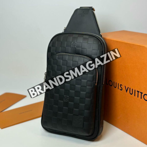 Сумка-слинг Louis Vuitton BM47091644877