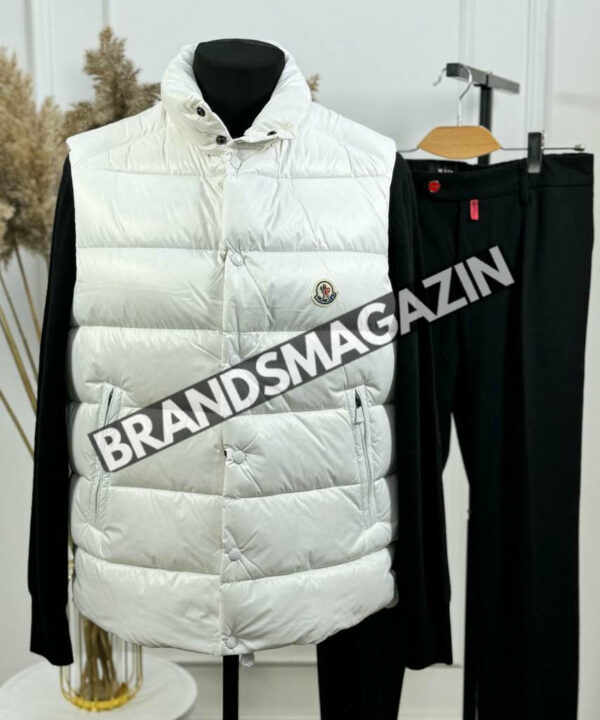 Безрукавка Moncler BM46074234477 Безрукавка Moncler BM46074234477