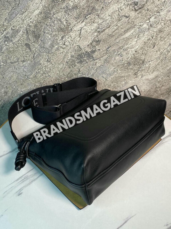 Сумка-мессенджер Loewe BM46608767077 2