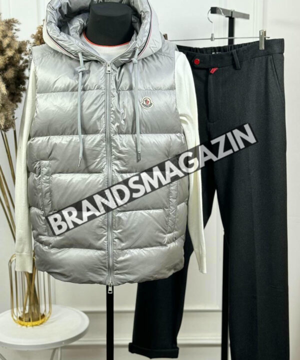 Безрукавка Moncler BM46074267977 Безрукавка Moncler BM46074267977