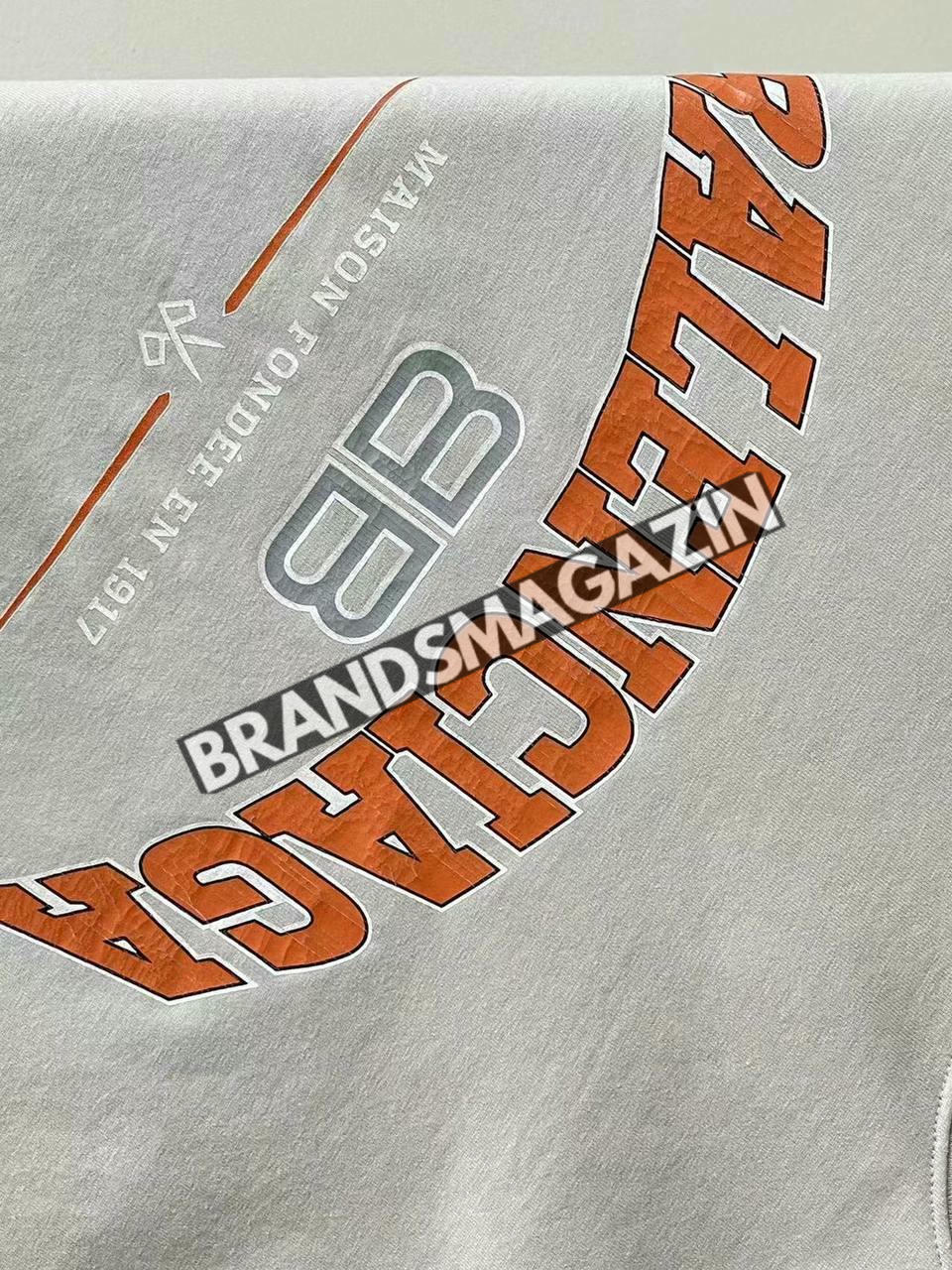 Футболка Balenciaga BM47238871677 7 Футболка Balenciaga BM47238871677 7