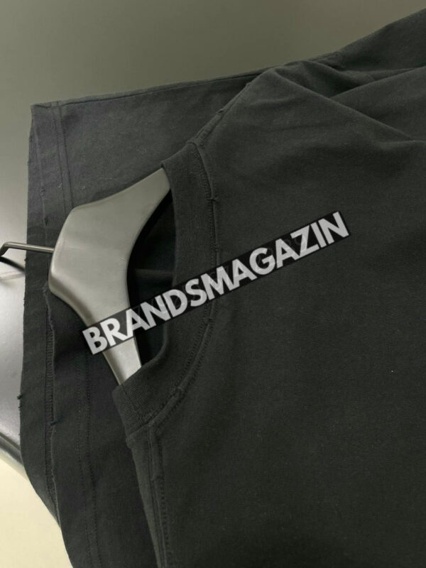 Футболка Balenciaga BM69237577 3