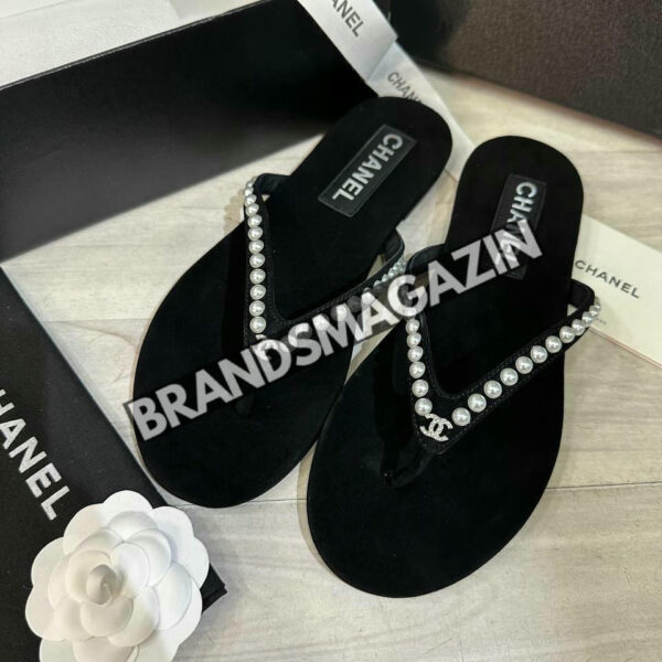 Шлепанцы Chanel BM47592368377