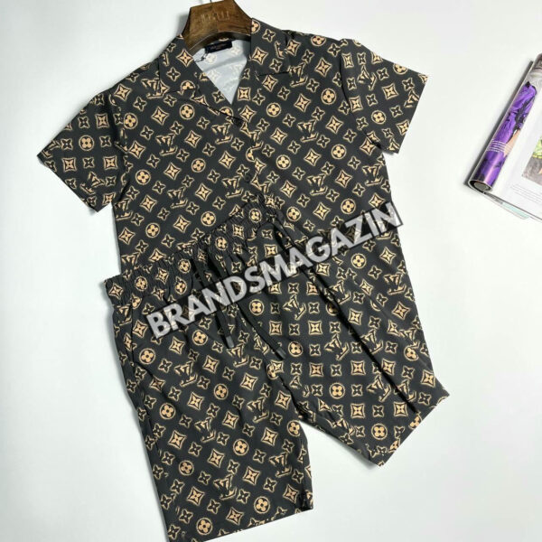 Прогулочный костюм Louis Vuitton BM71507077