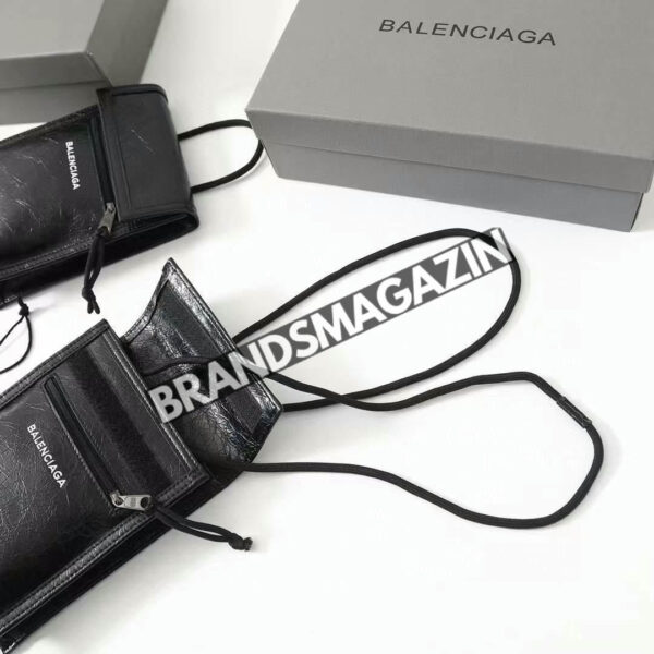 Сумка-мессенджер Balenciaga BM47238664077 2