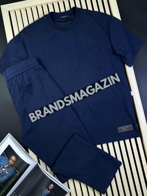 Прогулочный костюм Louis Vuitton BM70833077