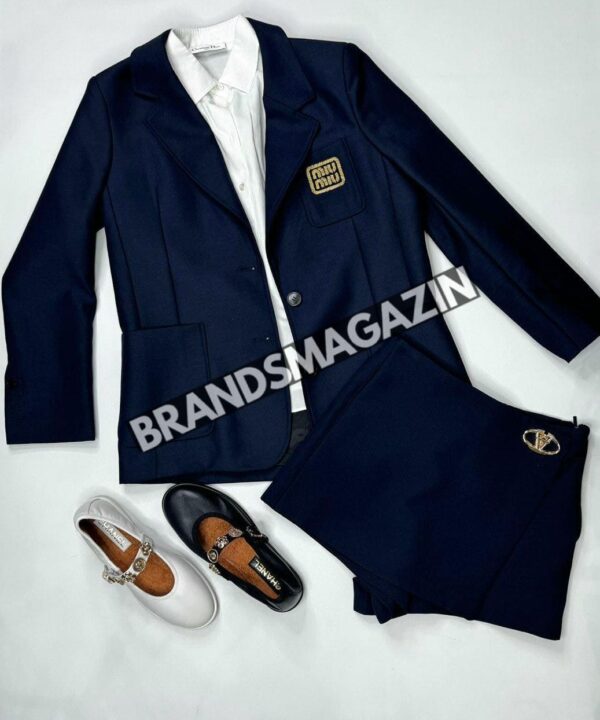 Шорты Valentino BM46725768777 Шорты Valentino BM46725768777