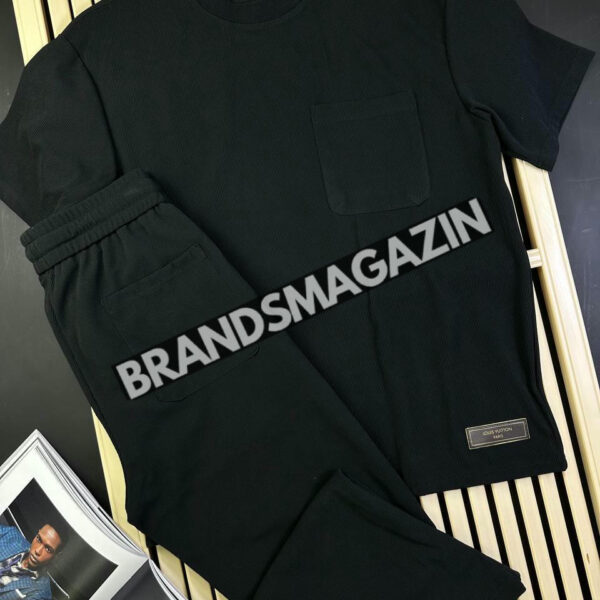 Прогулочный костюм Louis Vuitton BM70833177