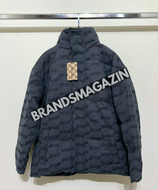 Пуховик Balenciaga BM46114514077 Пуховик Balenciaga BM46114514077