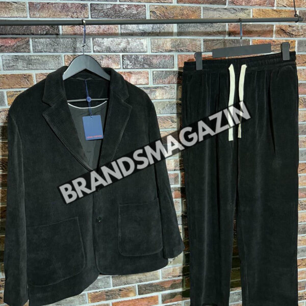 Прогулочный костюм Louis Vuitton BM7681977