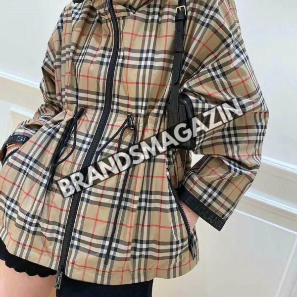 Плащ Burberry BM69509677