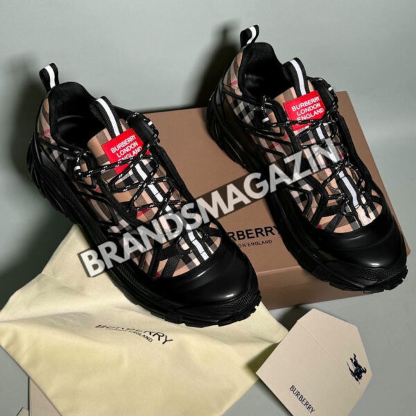 Кроссовки Burberry BM46606294477