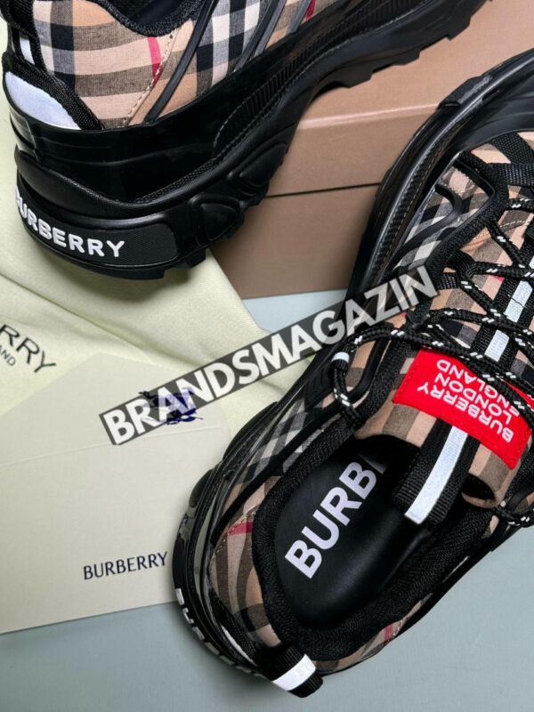Кроссовки Burberry BM46606294477 2