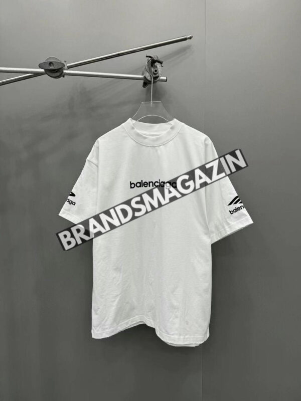 Футболка Balenciaga BM69070577