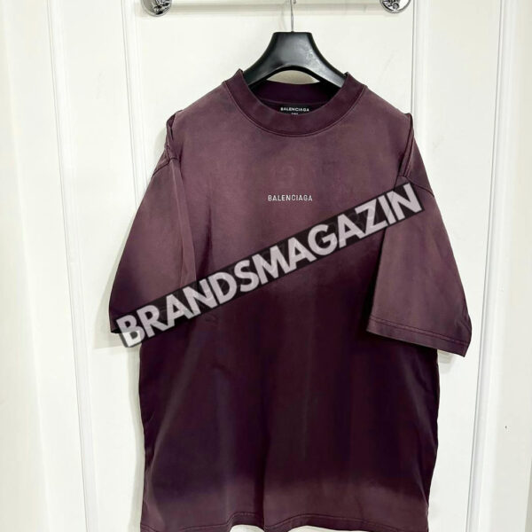 Футболка Balenciaga BM68251677