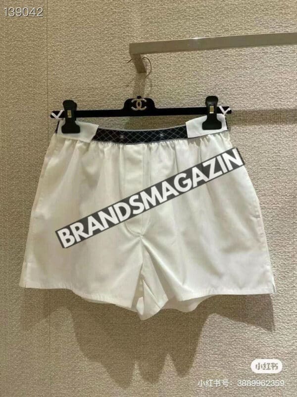 Шорты Chanel BM70807377