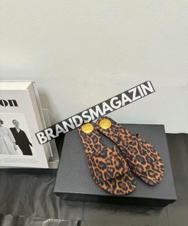 Шлепанцы Yves Saint Laurent BM71074677 Шлепанцы Yves Saint Laurent BM71074677