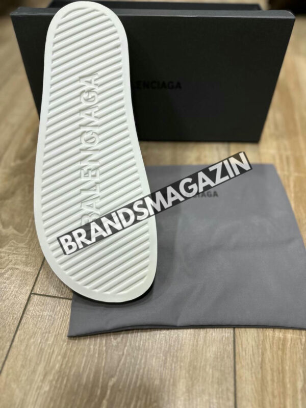 Шлёпанцы Balenciaga BM70396677 4